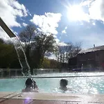 住宿加早餐酒店 De - Vue Pyrenees, & Pdj Inclus Llo