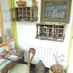 De - Vue Pyrenees, & Pdj Inclus 住宿加早餐酒店 3*