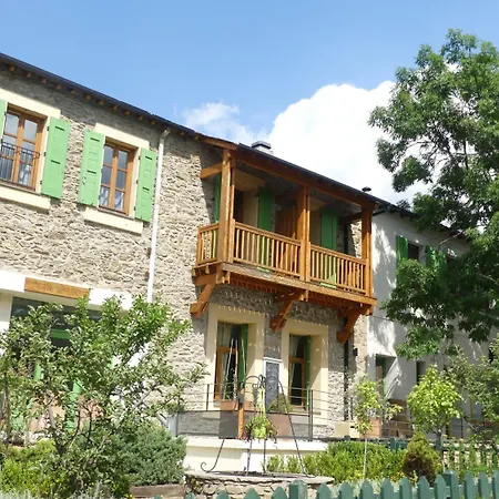 Bed & Breakfast De - Vue Pyrenees, & Pdj Inclus 3*